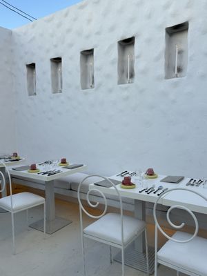 CENTO Raw Bar by null