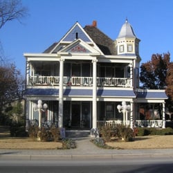 Baker-Carmichael House - Grabbed from their website.