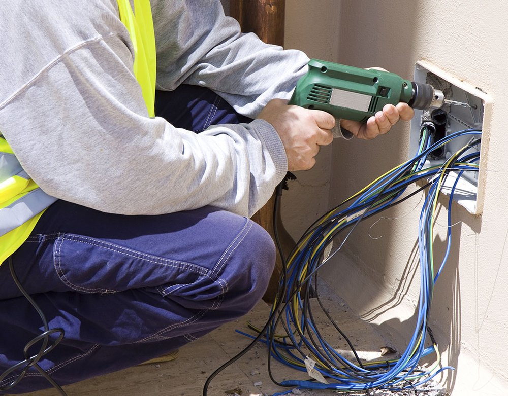 Slide of Electrical Service Masters
