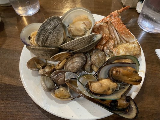 Seaport Buffet by null