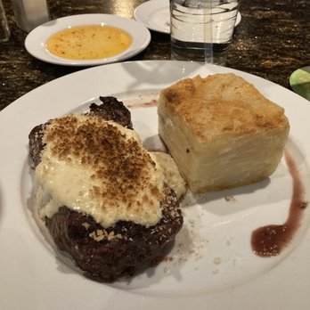 Boulder Creek - Horseradish crusted sirloin - American Near Me - Brownsburg, Indiana Boulder Creek - Horseradish crusted sirloin - American Near Me - Brownsburg, Indiana