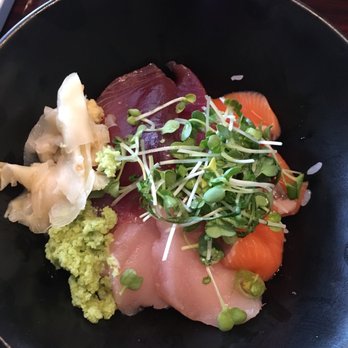 Waraku - Bonito, Salmon, and Tuna Bowl - Izakaya Near Me - Torrance, California