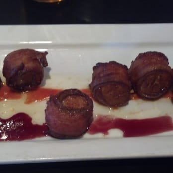 Saint John Ale House - My lunch of maple glazed scallops wrapped in bacon. - Seafood Near Me - Saint John, New Brunswick