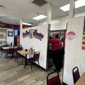 California Classic Cafe - American Near Me - Victorville, California