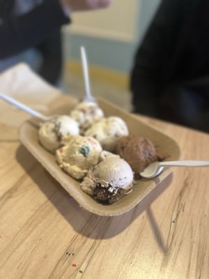 Betty Rae's Ice Cream by null