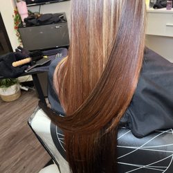 Tressluxe - After wash no flat iron needed