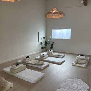 Studio Be Napa - Private group events. Sound and energy with Rachel and Melanie - Meditation Centers Near Me - Napa, California