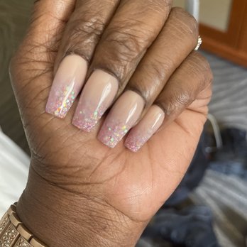 209 Nails Lounge - This is what I got. - Nail Salons Near Me - Stockton, California