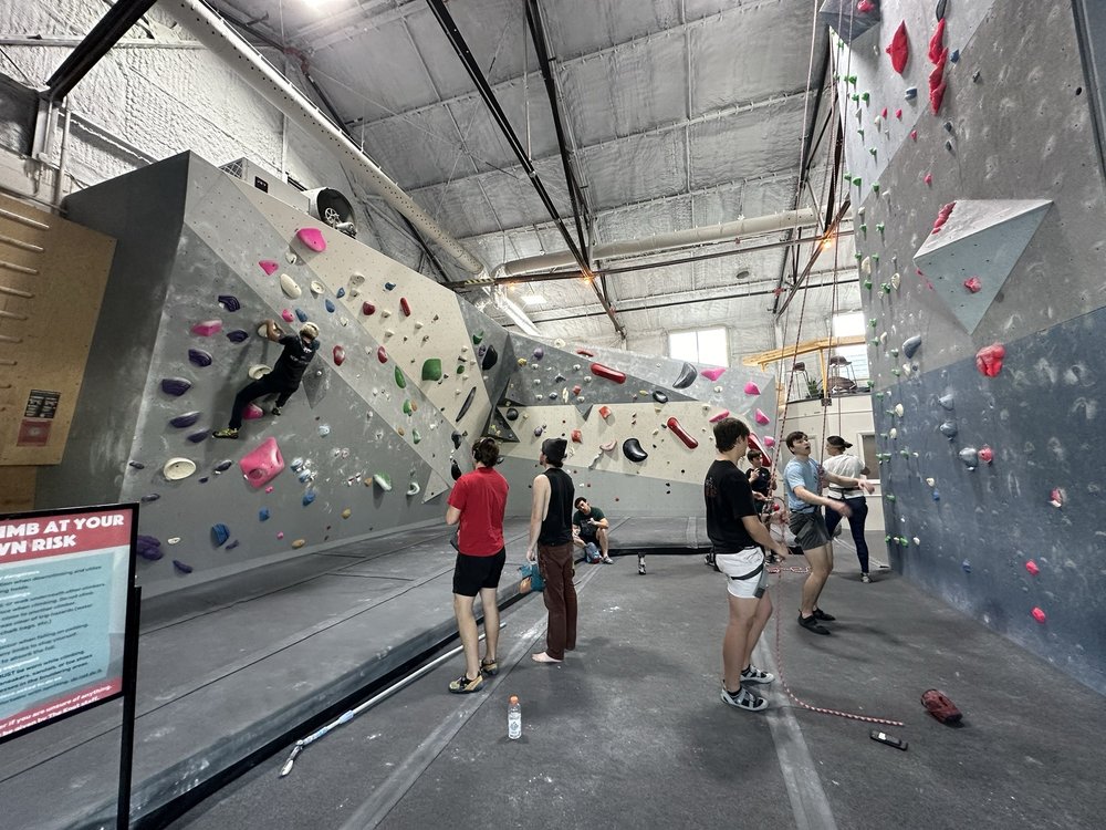 THE KNOT CLIMBING GYM Updated May 2024 704 S Main St, Gainesville