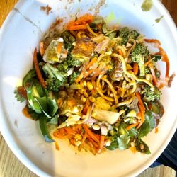 Zao Asian Cafe - Spicy curry tofu bowl