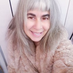 Salon Buzz - Here i am right now enjoying my fresh style and cut
