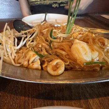 Isarn Thai Soul Kitchen - Pad Thai - Thai Near Me - Lynnwood, Washington Isarn Thai Soul Kitchen - Pad Thai - Thai Near Me - Lynnwood, Washington
