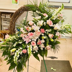 Mandino's Flower House and Gifts