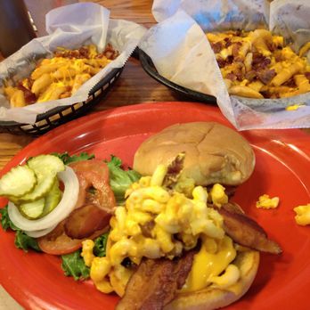 Heady Bar-B-Que - Bacon smoked Mac and cheese burger - Barbeque Near Me - Republic, Missouri