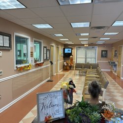 Good Health Associates - Clean waiting area.