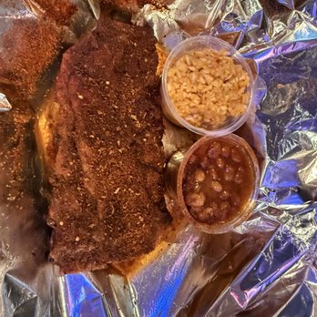 Charlie Vergos' Rendezvous - Small rack of ribs - Barbeque Near Me - Memphis, Tennessee Charlie Vergos' Rendezvous - Small rack of ribs - Barbeque Near Me - Memphis, Tennessee