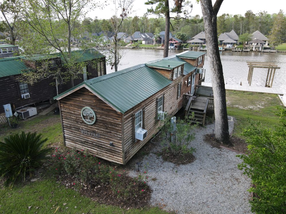 Slide of Signature Roofing & Construction