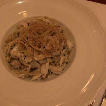 Sant Ambroeus Palm Beach - Linguine al Granchio Linguine al Granchio - Italian Near Me - Palm Beach, Florida Sant Ambroeus Palm Beach - Linguine al Granchio Linguine al Granchio - Italian Near Me - Palm Beach, Florida