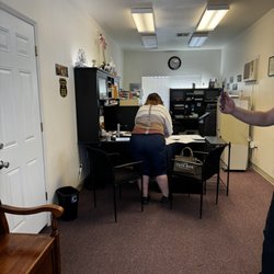 M&R Vehicle Registration - Inside the office
