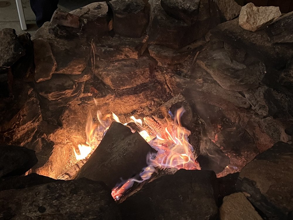 The Hoppy Hippo Logo