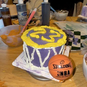 HoneyMe Bakery & Tea - Final product of my brothers cake (he's 13). - Bakeries Near Me - Bellevue, Washington
