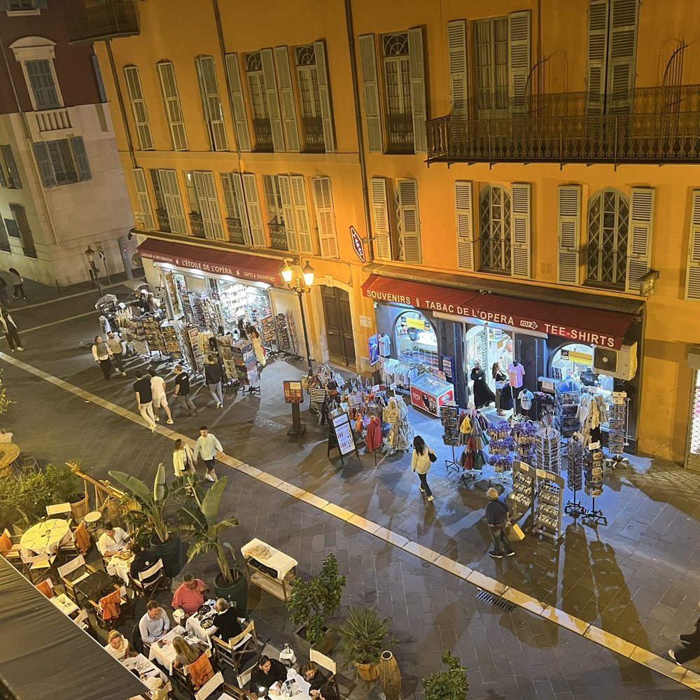 Hôtel Mercure Nice Marché aux Fleurs - View from our patio - Hotels Near Me - Nice, 06