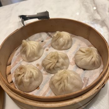 Supreme Dumplings - Signature pork XLB - Shanghainese Near Me - Honolulu, Hawaii Supreme Dumplings - Signature pork XLB - Shanghainese Near Me - Honolulu, Hawaii