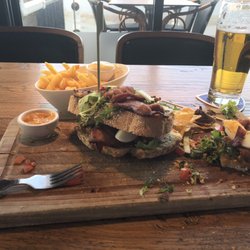 De Beren - Another view of club sandwich