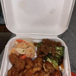 Golden China Buffet - To go plate
