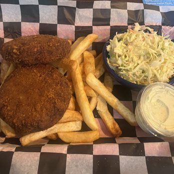 Bonzer Shack - Crab Cakes - Bars Near Me - Kill Devil Hills, North Carolina