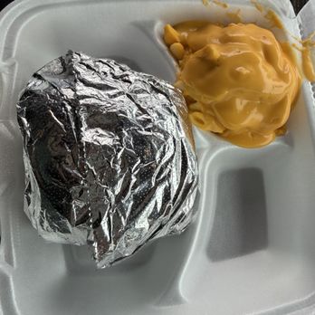 Aster's Foods - Pulled pork sandwich and mac and cheese - Barbeque Near Me - Sidney, Nebraska