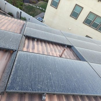 Sunwashers - Dirty - Solar Panel Cleaning Near Me - Perris, California Sunwashers - Dirty - Solar Panel Cleaning Near Me - Perris, California