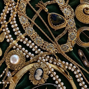 Circa Gold Buyers - Gold Jewelry - Gold Buyers Near Me - Tyrone, Georgia Circa Gold Buyers - Gold Jewelry - Gold Buyers Near Me - Tyrone, Georgia
