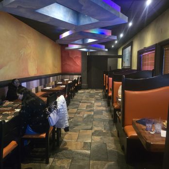 El Mazatlan - the interior of a mexican restaurant - Mexican Near Me - Lincoln, Illinois El Mazatlan - the interior of a mexican restaurant - Mexican Near Me - Lincoln, Illinois
