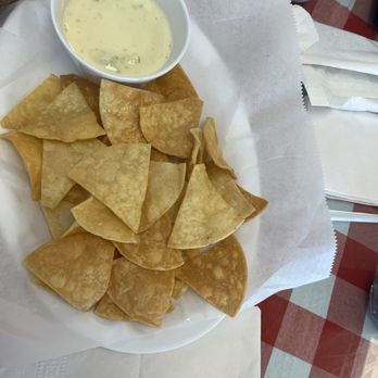 El Habanero - Chips & queso -has a kick! - Cuban Near Me - Key West, Florida El Habanero - Chips & queso -has a kick! - Cuban Near Me - Key West, Florida