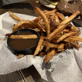 Big Jim's Restaurant & Bar - Fries and gravy to dip - American Near Me - Pittsburgh, Pennsylvania
