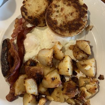 Hearth N Kettle - Breakfast & Brunch Near Me - South Yarmouth, Massachusetts