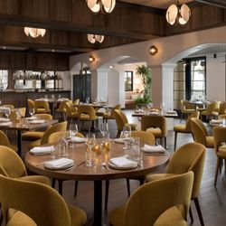 Costa Kitchen & Bar