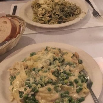 Biagio's Bistro - Chicken Alfredo with peas, pesto pasta. - Italian Near Me - Cincinnati, Ohio Biagio's Bistro - Chicken Alfredo with peas, pesto pasta. - Italian Near Me - Cincinnati, Ohio