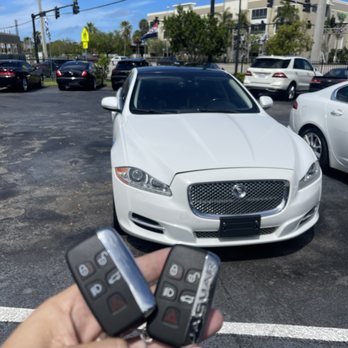 Express Car Keys & Locksmith - Keys & Locksmiths Near Me - Pompano Beach, Florida Express Car Keys & Locksmith - Keys & Locksmiths Near Me - Pompano Beach, Florida