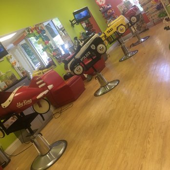 Pigtails & Crewcuts - Hair Salons Near Me - San Antonio, Texas
