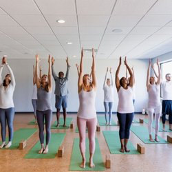 Aluma Yoga