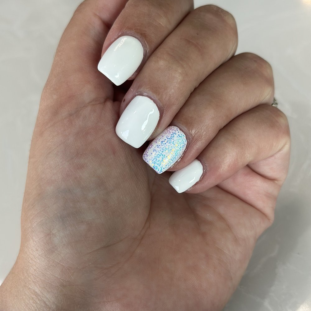 Lush Nail Bar - White nails with an accent glittery mail by Hana! - Nail Salons Near Me - Kennesaw, Georgia Lush Nail Bar - White nails with an accent glittery mail by Hana! - Nail Salons Near Me - Kennesaw, Georgia