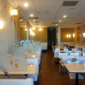 Loving Hut - Milpitas - Taken before lunch crowd - Vegetarian Near Me - Milpitas, California