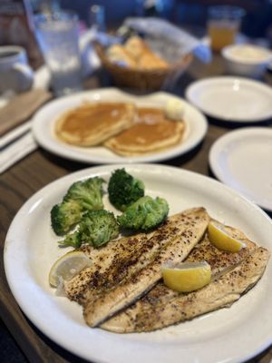Cracker Barrel Old Country Store by null
