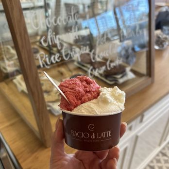 Bacio di Latte - Gelato Near Me - Thousand Oaks, California Bacio di Latte - Gelato Near Me - Thousand Oaks, California