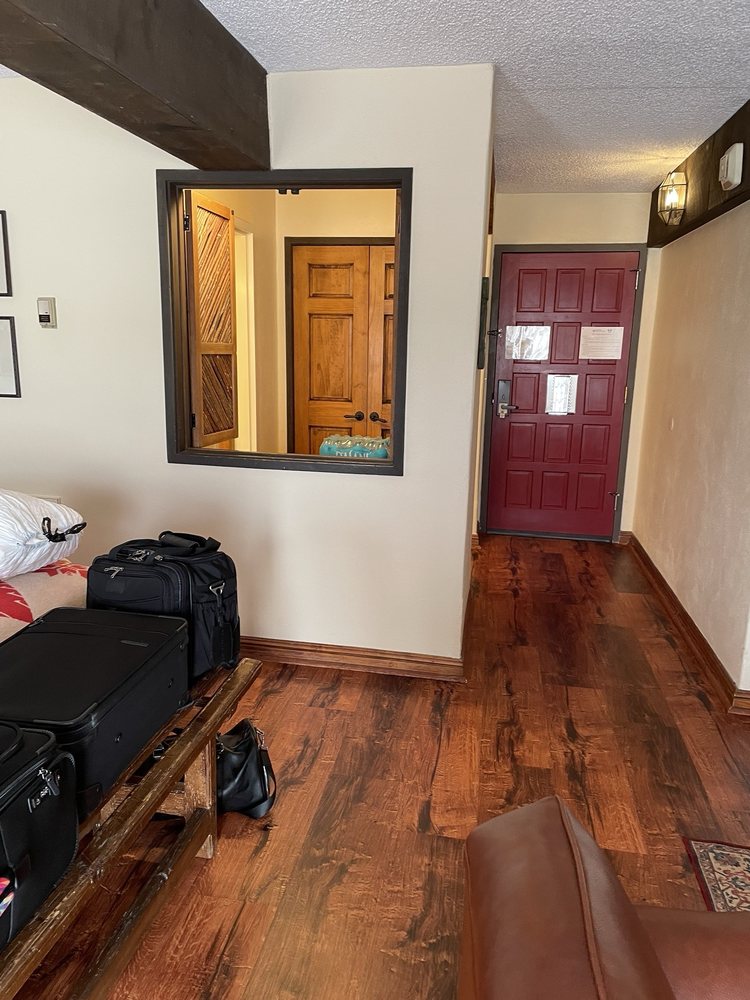 Inn of the Governors