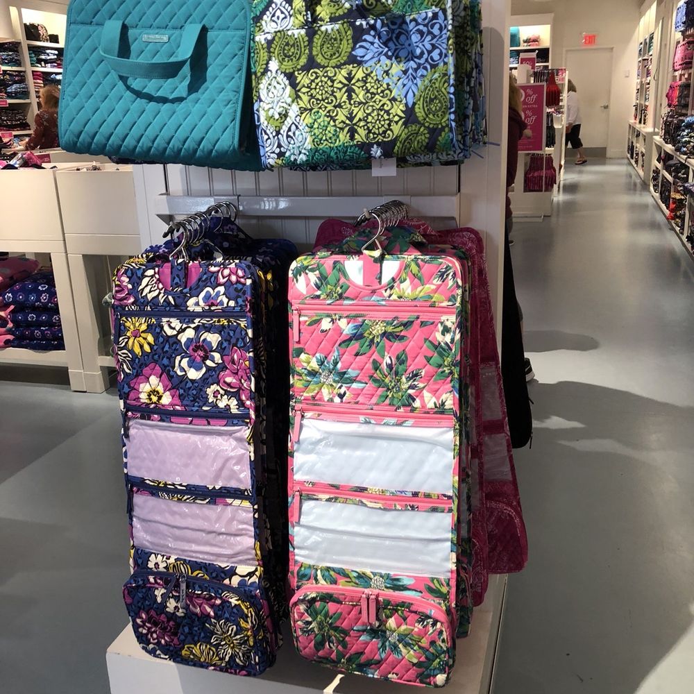 Vera Bradley - Accessories Near Me - Orlando, Florida Vera Bradley - Accessories Near Me - Orlando, Florida
