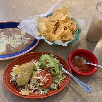 El Lorito Mexican Restaurant - mexican food and drinks - Mexican Near Me - Fort Smith, Arkansas El Lorito Mexican Restaurant - mexican food and drinks - Mexican Near Me - Fort Smith, Arkansas