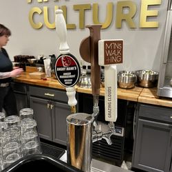 Art House Cinema & Pub